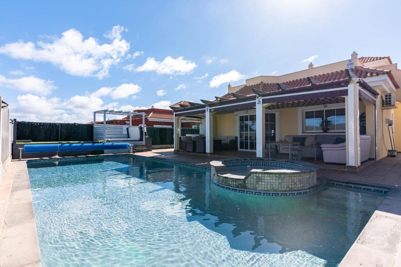 Comfortable Family House With Pool And Jacuzzi Costa De Antigua Buitenkant foto